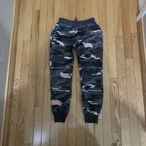 Kids Camouflage jogger pants